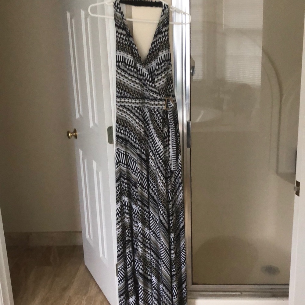 Beautiful NBW WHBM maxi dress